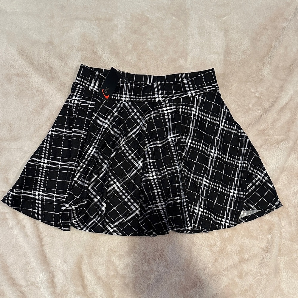 Plaid Black and White Women's Skirt